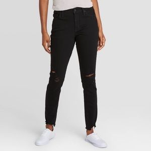 Universal Thread Black Mid Rise Skinny Jeans